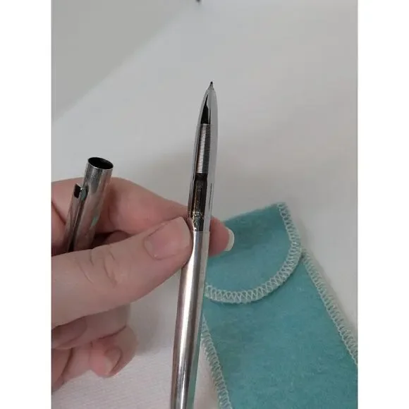 Tiffany and Co. Sterling Silver 925 Pen with Dust Bag Felt Tip - Picture 6 of 6